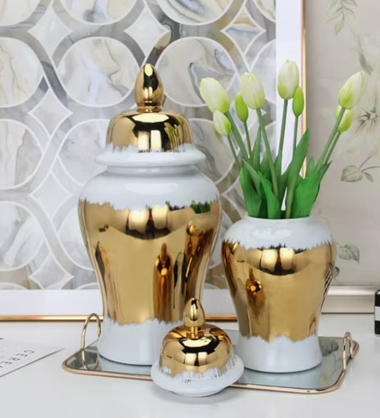 Tem gold and white ginger jar set