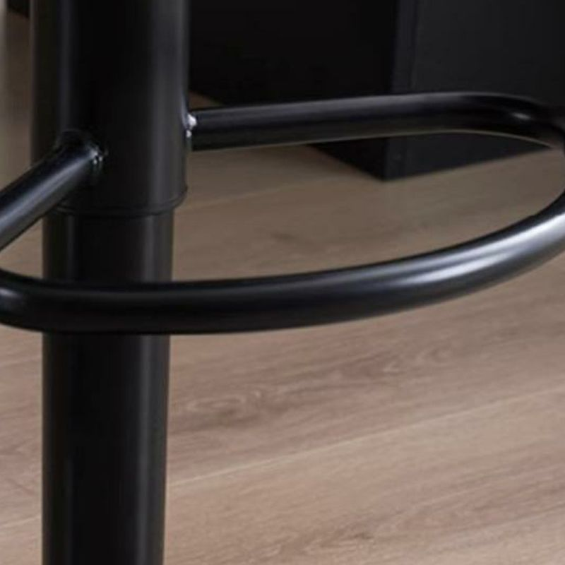 Matter leather bar stool